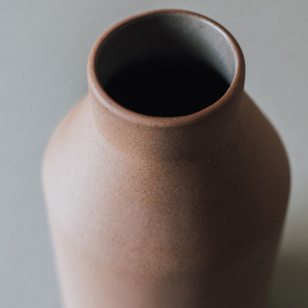 Tibor Vase MODERNN STUDIO