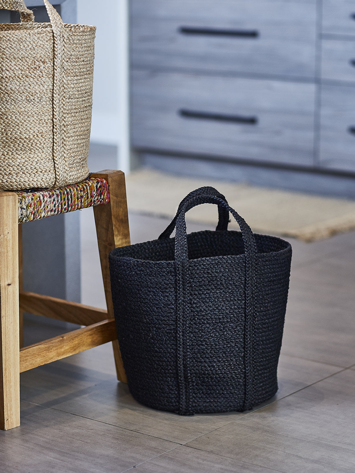 Kata Basket with handle - Black MODERNN STUDIO