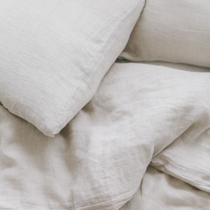 Linen Duvet Cover Set - Natural Chambray MODERNN STUDIO
