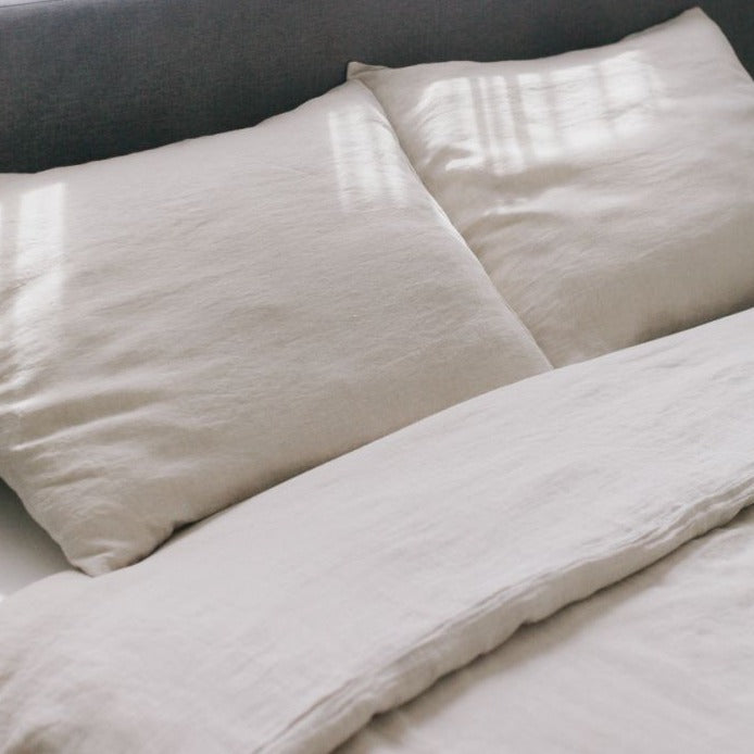 Linen Duvet Cover Set - Natural Chambray MODERNN STUDIO