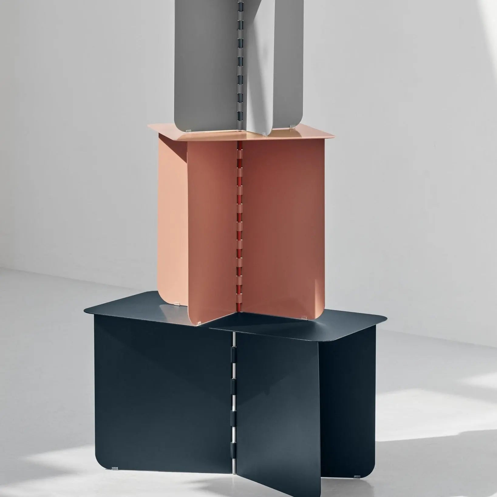 Side table MODERNN STUDIO