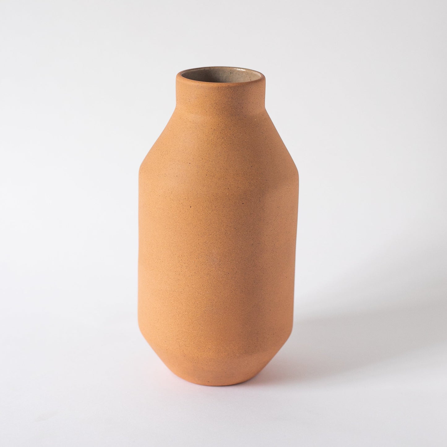 Tibor Vase MODERNN STUDIO