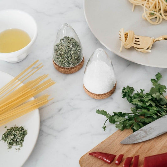 Salt & Pepper shaker MODERNN STUDIO